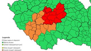 Střední Čechy zasáhla extrémně silná bouřka