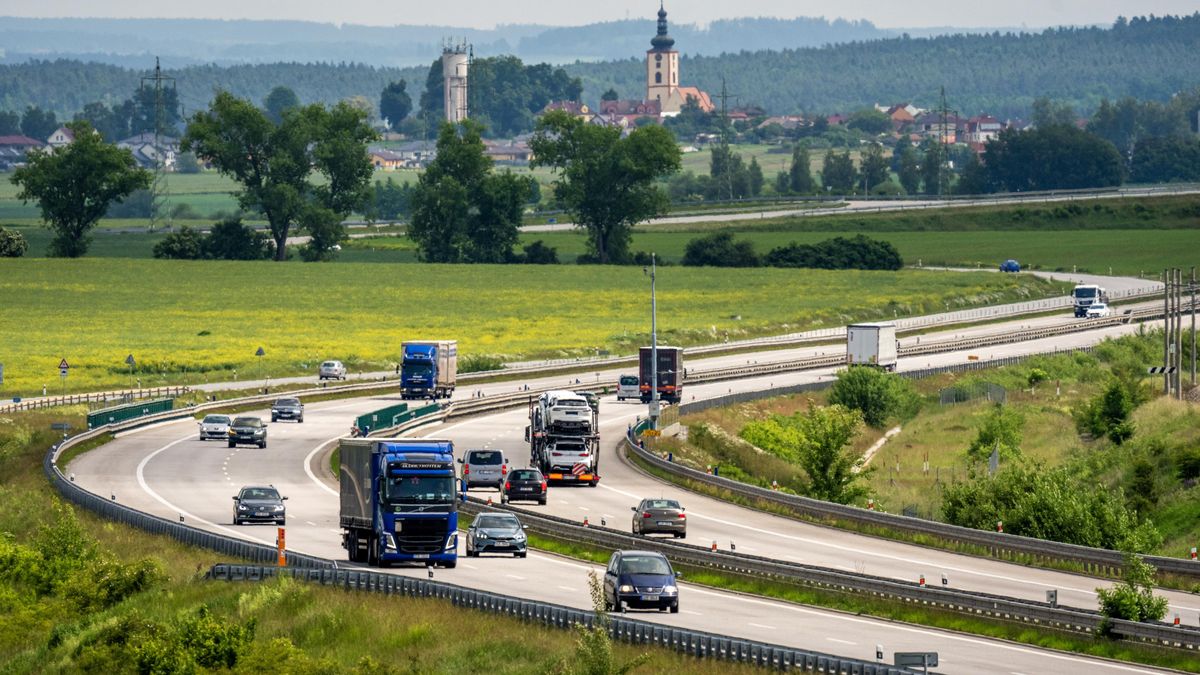 FOTO: Klidně i 150 km/h. Jak vypadá testovací úsek na D3