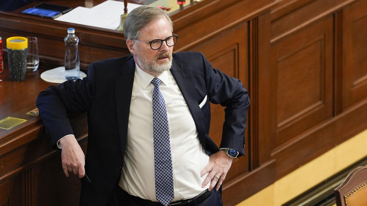 Vládě nevěří téměř třetina voličů Spolu, čtvrtina žádá její konec