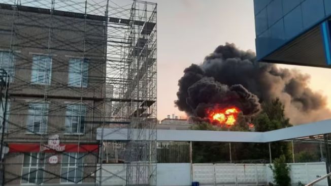 Ukrajinci zasáhli továrnu na blokátory rušiček ruských dronů a bomb