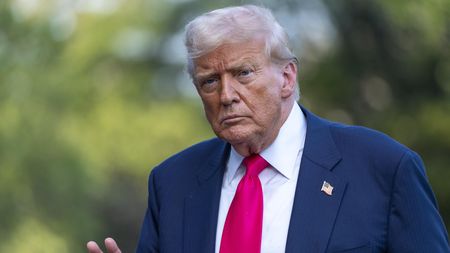 Vyšetřování Jeffreyho Epsteina zajímá jen zlé lidi, vykrucuje se teď Trump