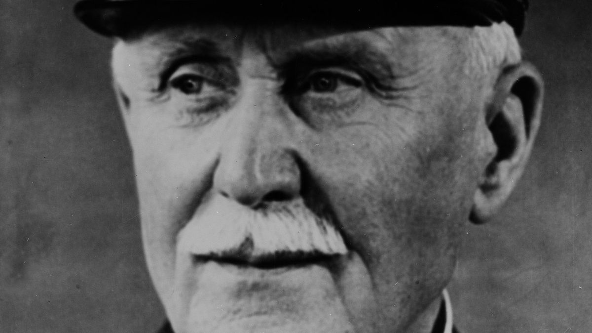 Pétain - zrádce, nebo oběť? Nejen Francie se trápila se spravedlností pro válečné kolaboranty