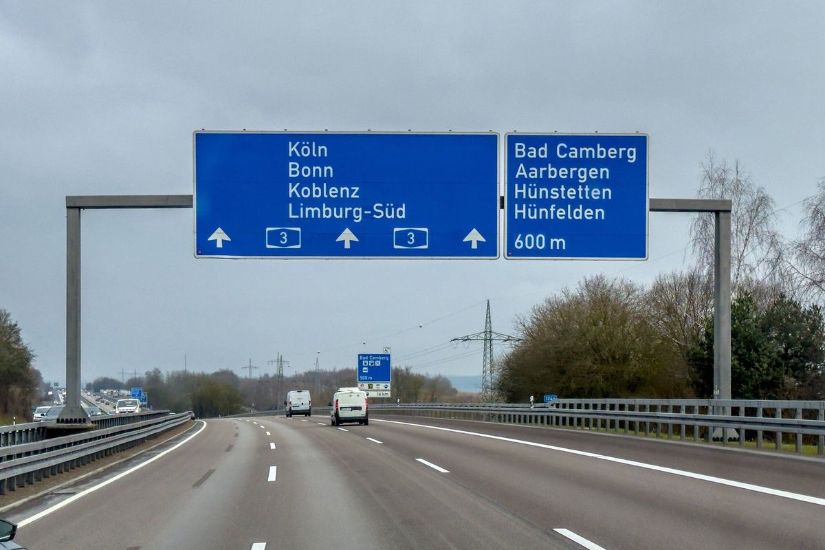 Překročila rychlost o 20 km/h, radnice v Kolíně nad Rýnem jí vyměřila 185tisícovou pokutu