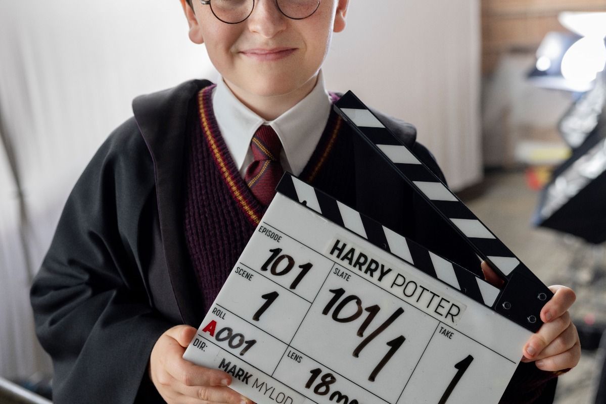 Režisér prvních filmových dílů o Harrym Potterovi zkritizoval seriálovou verzi