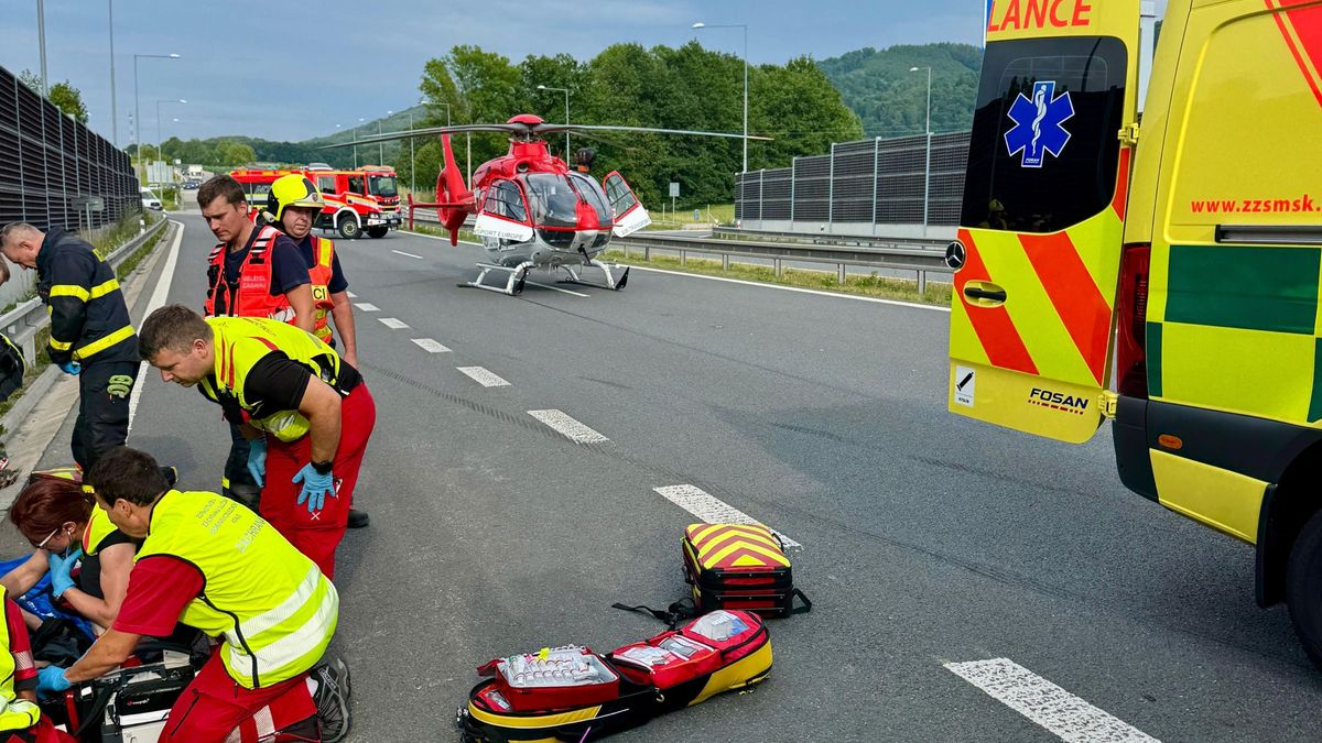 Vážná nehoda motorkáře uzavřela dálnici na Frýdecko-Místecku