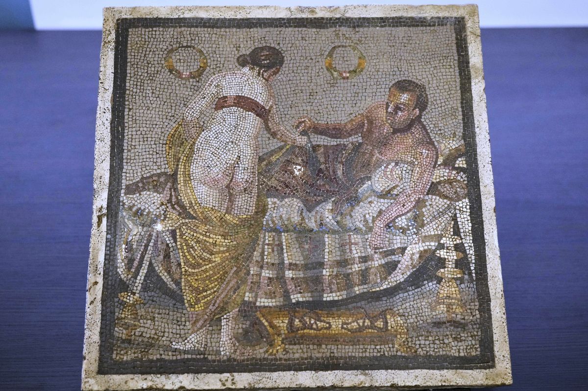 Do Pompejí se vrátila erotická mozaika, kterou ukradl nacistický voják