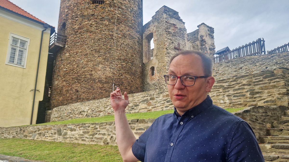 Kastelán z hradu Svojanov studoval hudbu, pro památky ale dýchá od dětství