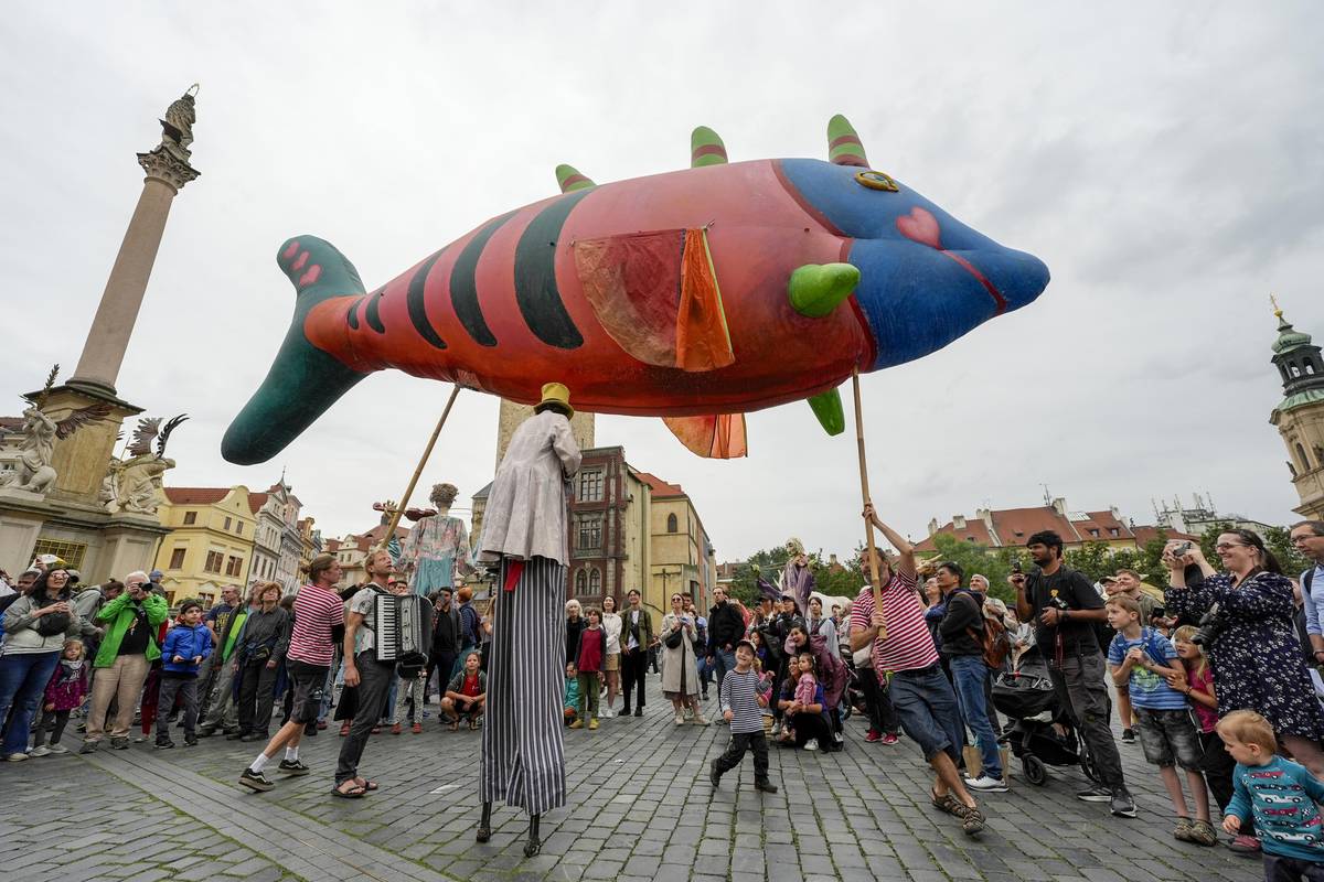 Zastavení na Staroměstském náměstí.