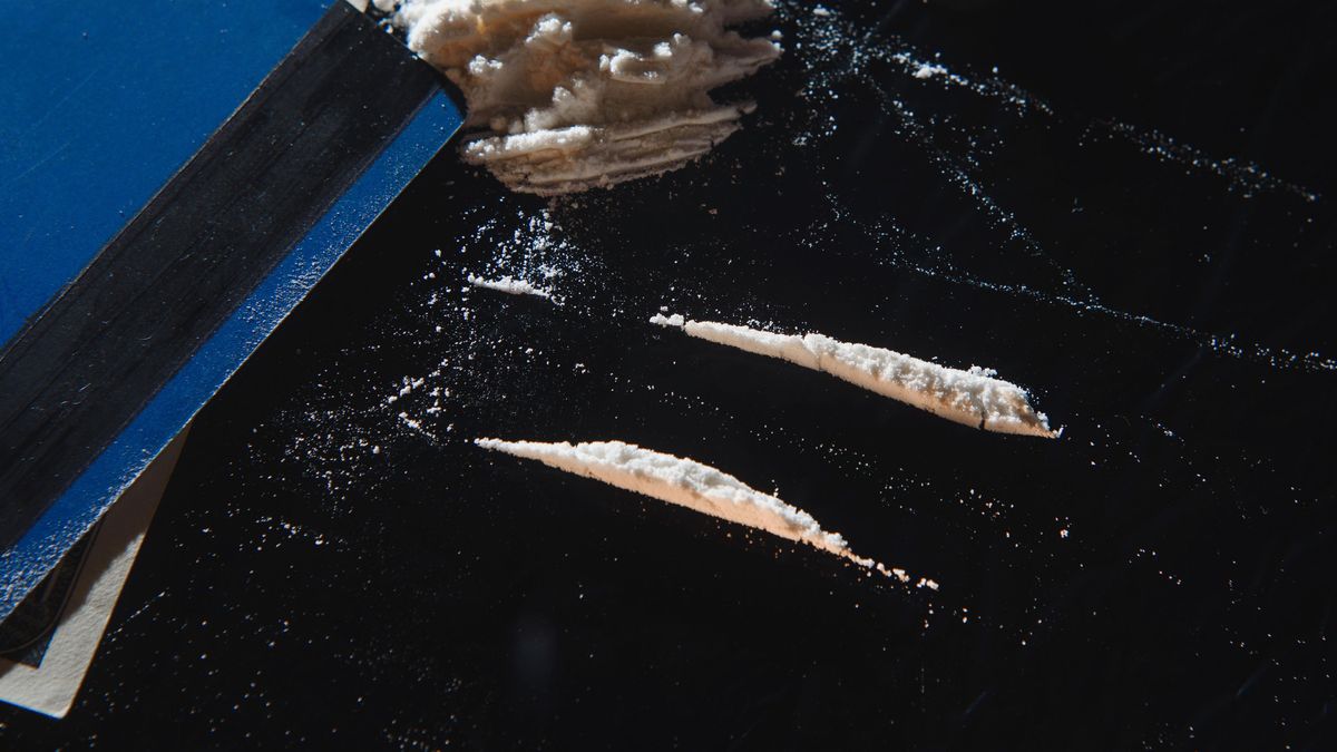 Muže na Benešovsku zabila nová droga nitazen, potvrdila po pitvě policie