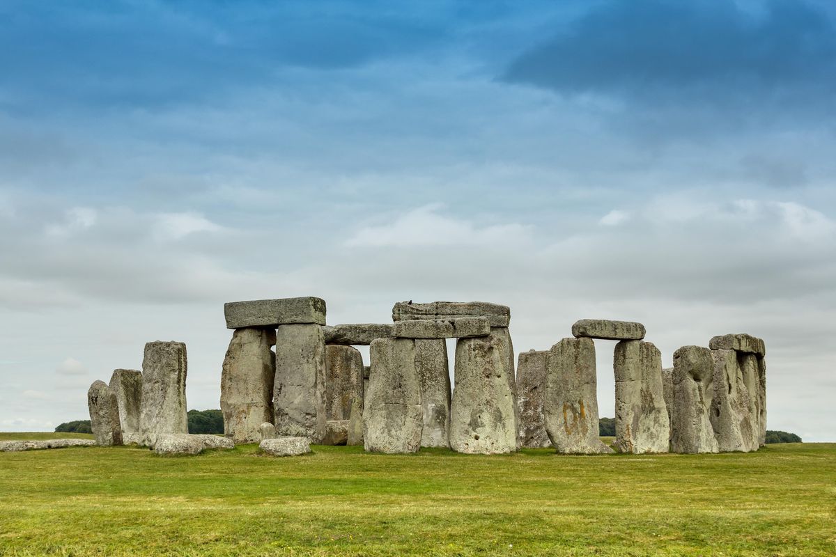 Zapomeňte na ledovec. Jediný kámen zbořil rozšířený mýtus o Stonehenge