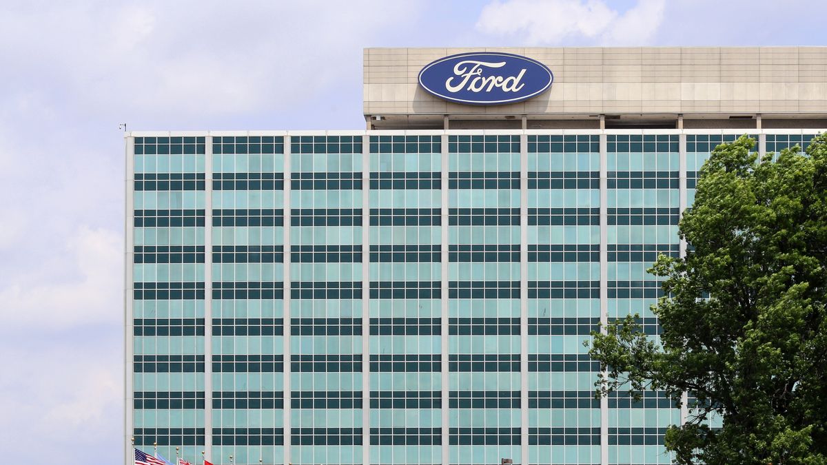 Trumpova cla vyjdou Ford na 40 miliard korun