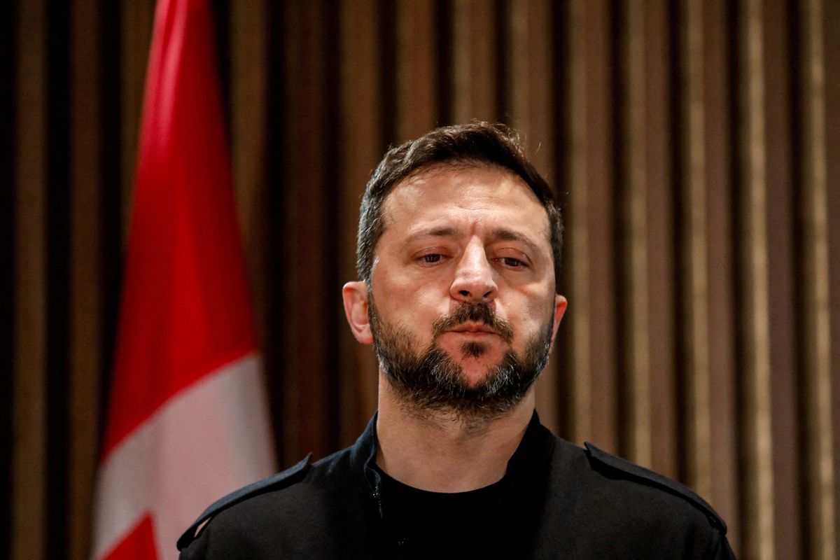 Zelenskyj po zdrcující kritice otáčí