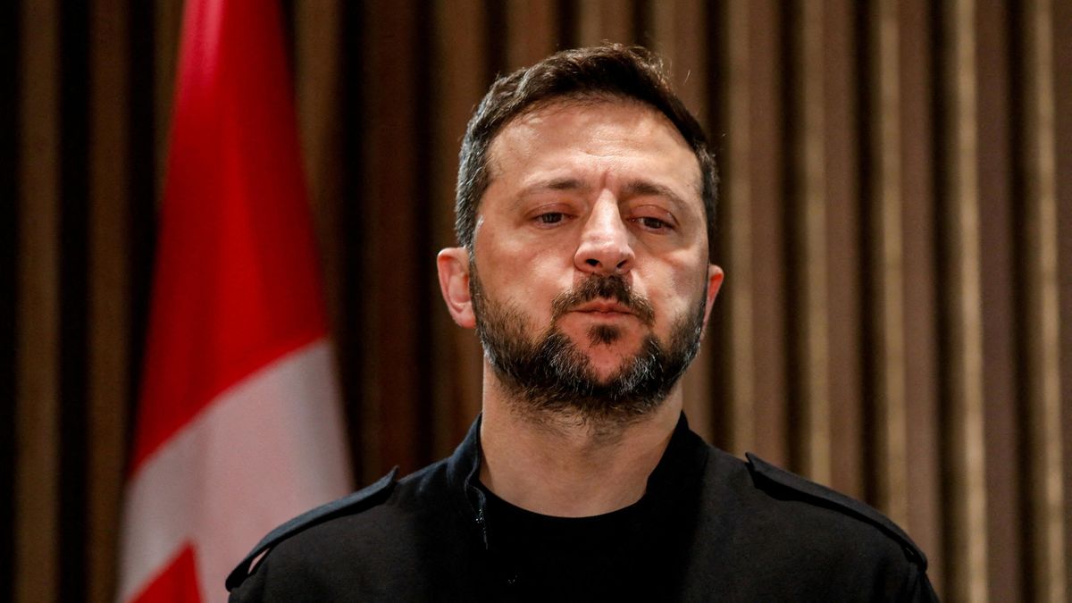 Zelenskyj po zdrcující kritice otáčí