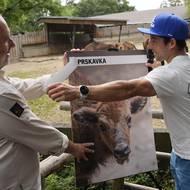 Křtu se zúčastnil ředitel zoologické zahrady Miroslav Bobek a vodní slalomář Jiří Prskavec.