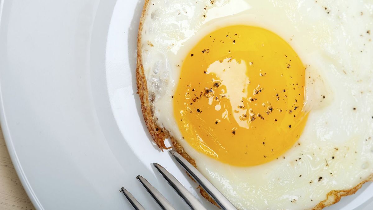 Konzumace vajec nezvyšuje špatný cholesterol. Podle nové studie ho dokonce pomáhá snižovat