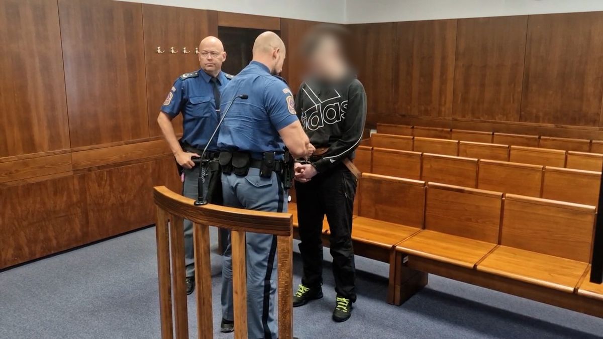 Deviant sabotoval léčbu a znásilnil nezletilou dceru družky. Soud mu potvrdil šest a půl roku