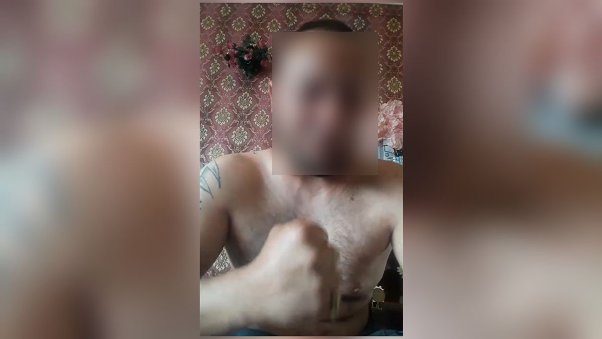 Maďar vyzval ženu na TikToku, aby si zapálila šaty. Zemřela, muže soud osvobodil
