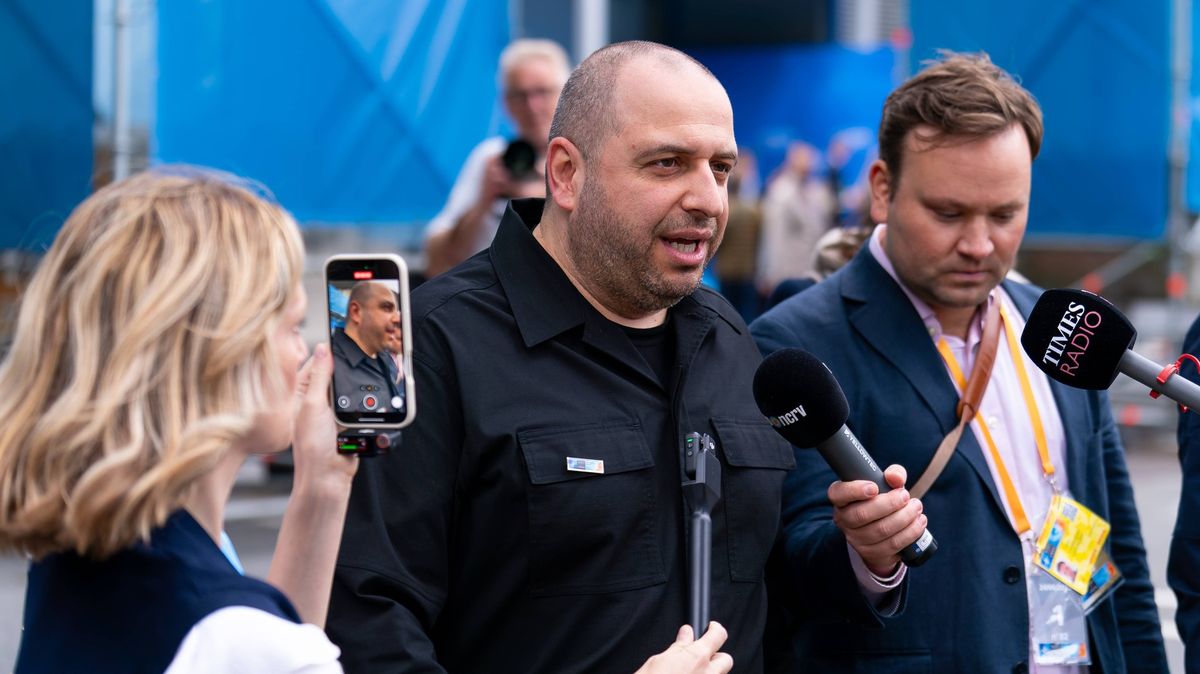 Není už sice ministr, ale ukrajinskou delegaci v Istanbulu povede opět Umerov