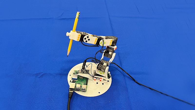 Krok k intuitivnějším robotům? Stroje se učí vnímat jako lidé