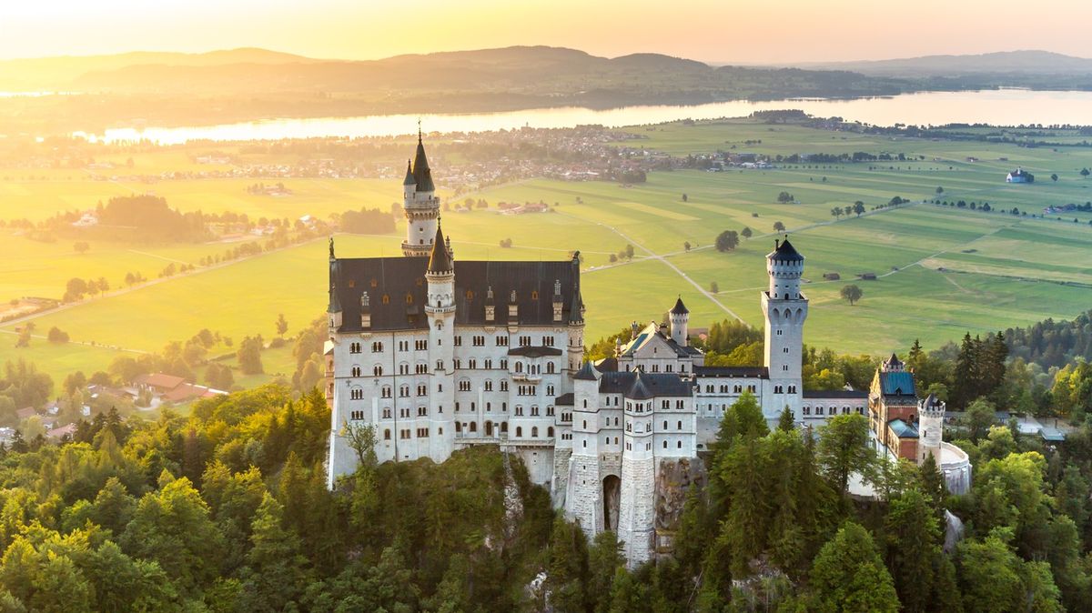 Bavorský symbol je konečně v UNESCO. Zhmotněný sen šíleného krále inspiroval Disneyho