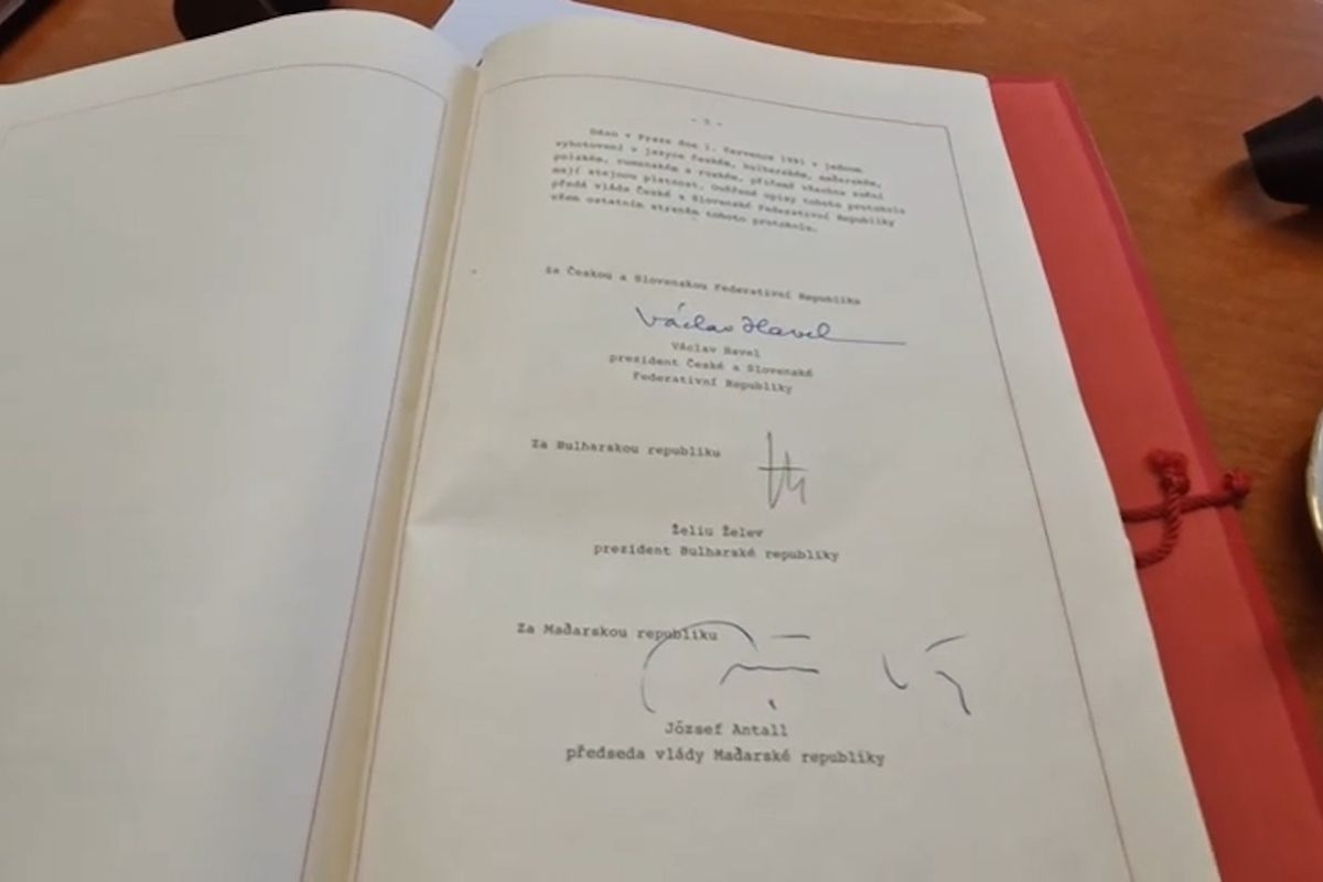 Archiv ministerstva zahraničí odhalil dokumenty k rozpadu Varšavské smlouvy