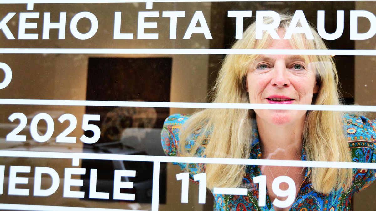 Stíny horkého léta v Deutschbȍhmen, jak je vidí Erika Bornová