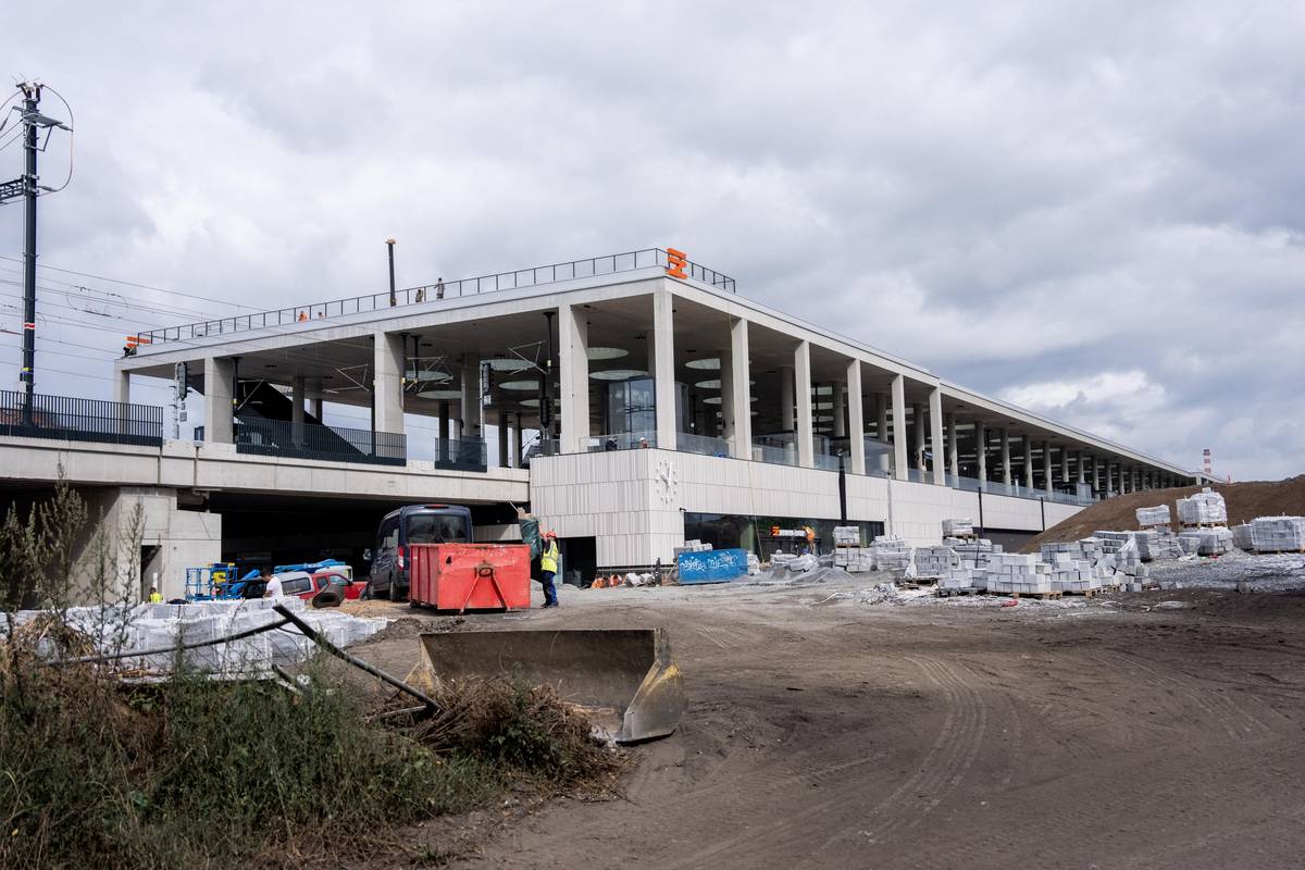 Na nádraží budou k dispozici i eskalátory, výtahy nebo obchody.