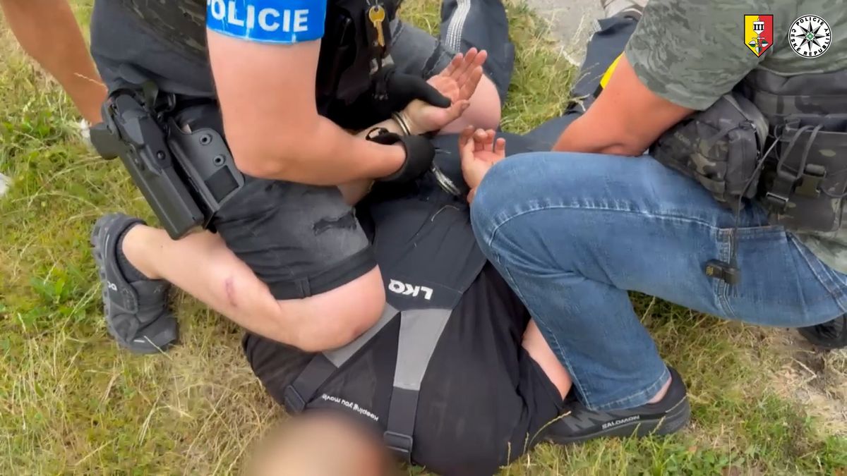 Nechtějí peníze hned, ještě vám půjčí. Investiční podfukáři mají nový trik