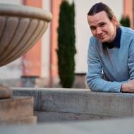 Michal Bařinka pracuje na svém třídílném průvodci po potních místech Čech, Moravy a Slezska už od roku 2018.