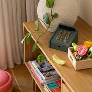 Nábytek má být z kvalitního materiálu, u něhož se nepoužívají toxická lepidla na spoje.