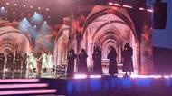 Cyril a Metoděj v gotických kostelech. Papalášská show na Slovensku čelí ostré kritice