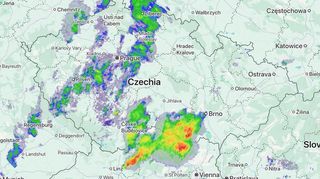 Na jihu Česka už zuří bouřky, čeká se ještě druhá vlna