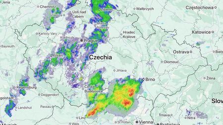 Na jihu Česka už zuří bouřky, čeká se ještě druhá vlna