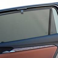 … clonám na oknech