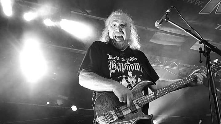 Zemřel Kevin Riddles, spoluzakladatel nové vlny britského metalu