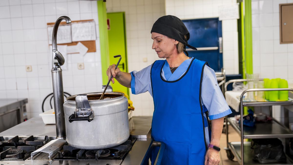 Financování nepedagogů? Stát je mimo realitu, říkají první. Jsme připraveni, zní od jiných