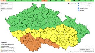 Meteorologové upravili výstrahu. Bouřky budou jinde, než se čekalo