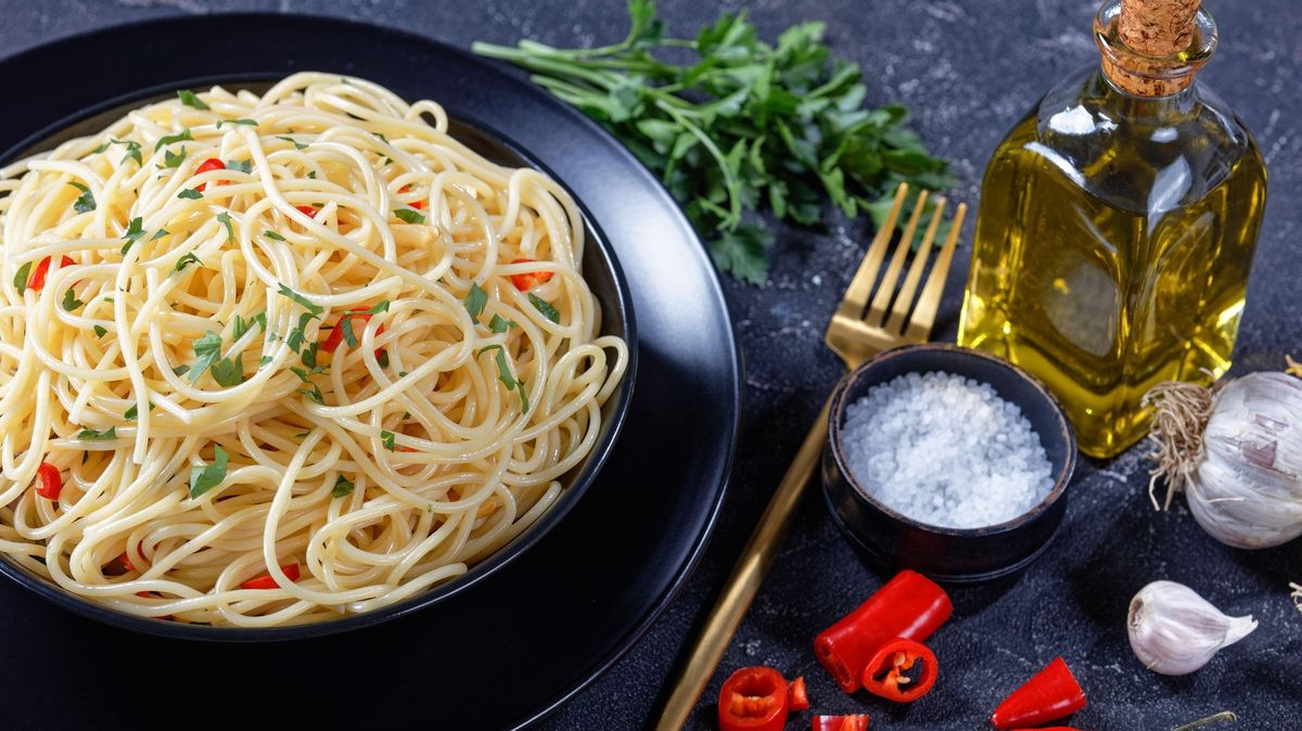 Jak uvařit dokonalé špagety aglio e olio? Známe všechny triky