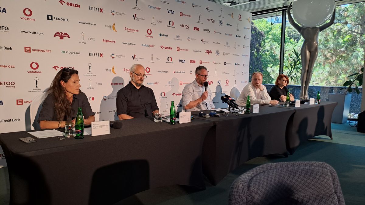 Letošní zahajovací party karlovarského filmového festivalu bude v jiném modelu