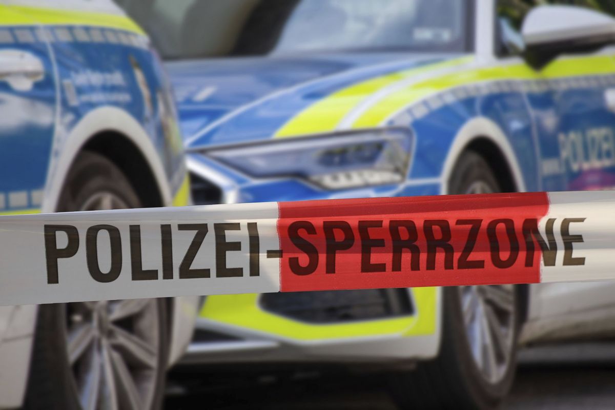 Útok nožem v bavorské firmě si vyžádal jednoho mrtvého a nejméně dva těžce zraněné