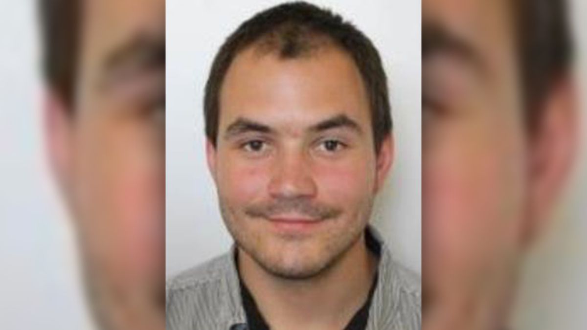 Z léčebny v Bohnicích utekl nebezpečný muž. Může bezdůvodně napadat starší ženy