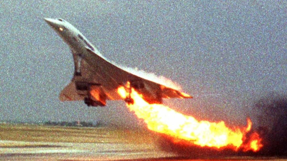 FOTO: Havárie, která ukončila nadzvukovou éru. Concorde přišel o punc bezpečnosti