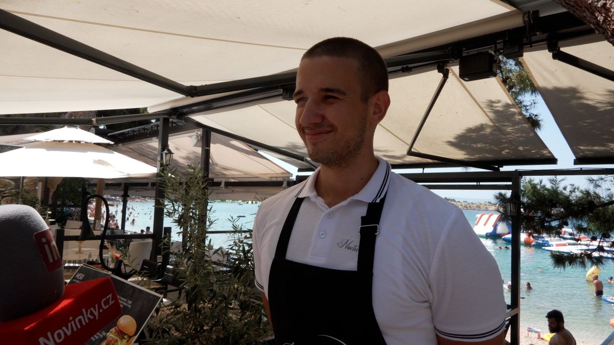 Jak poznáte Čecha? Neumí anglicky, říká chorvatský číšník