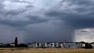 Pořád bude déšť a chladno. Příliv tepla z jihu je zablokován