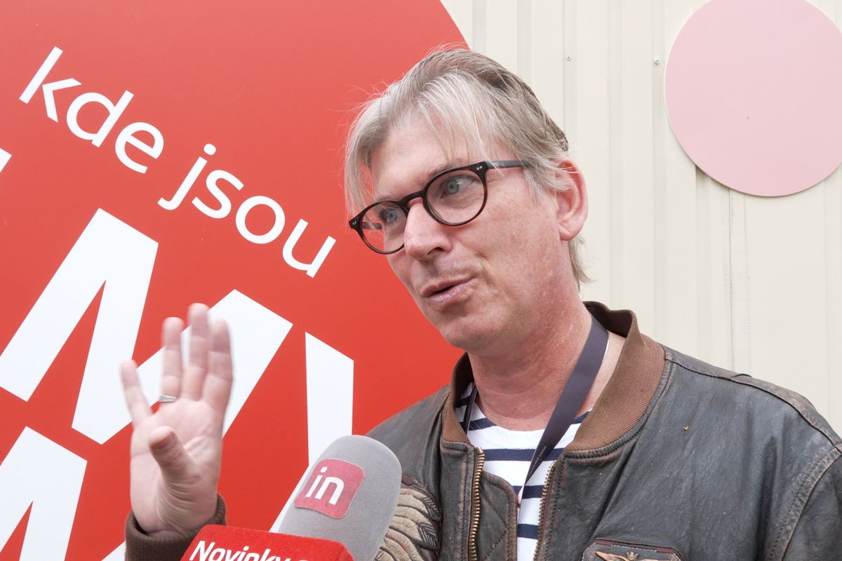 Ve svých filmech mám rád světélko naděje, říká Jiří Strach ke snímku Lajf 