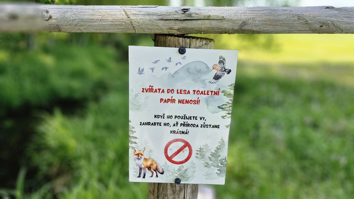 Myslivci vadí odpadky kolem Velkého Dářka, spustil kampaň proti toaletnímu papíru
