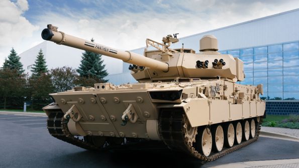 Americká armáda vyházela miliardu dolarů za nepotřebný tank