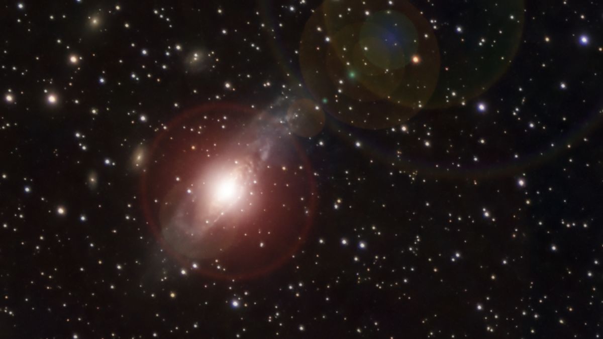 Nově objevená supernova v galaxii NGC 7331 zachycena z České republiky