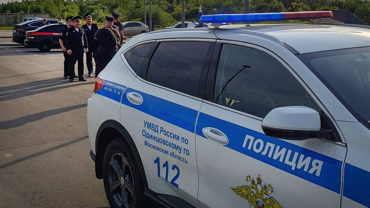 Rusové udělali razii v redakci Bazy. Šéfredaktor zmizel, zaměstnanci se odmlčeli