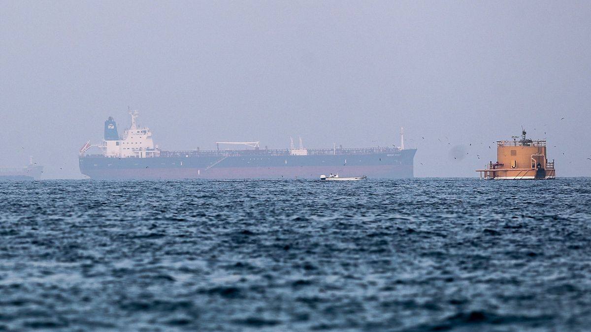 Írán v Ománském zálivu zadržel zahraniční tanker